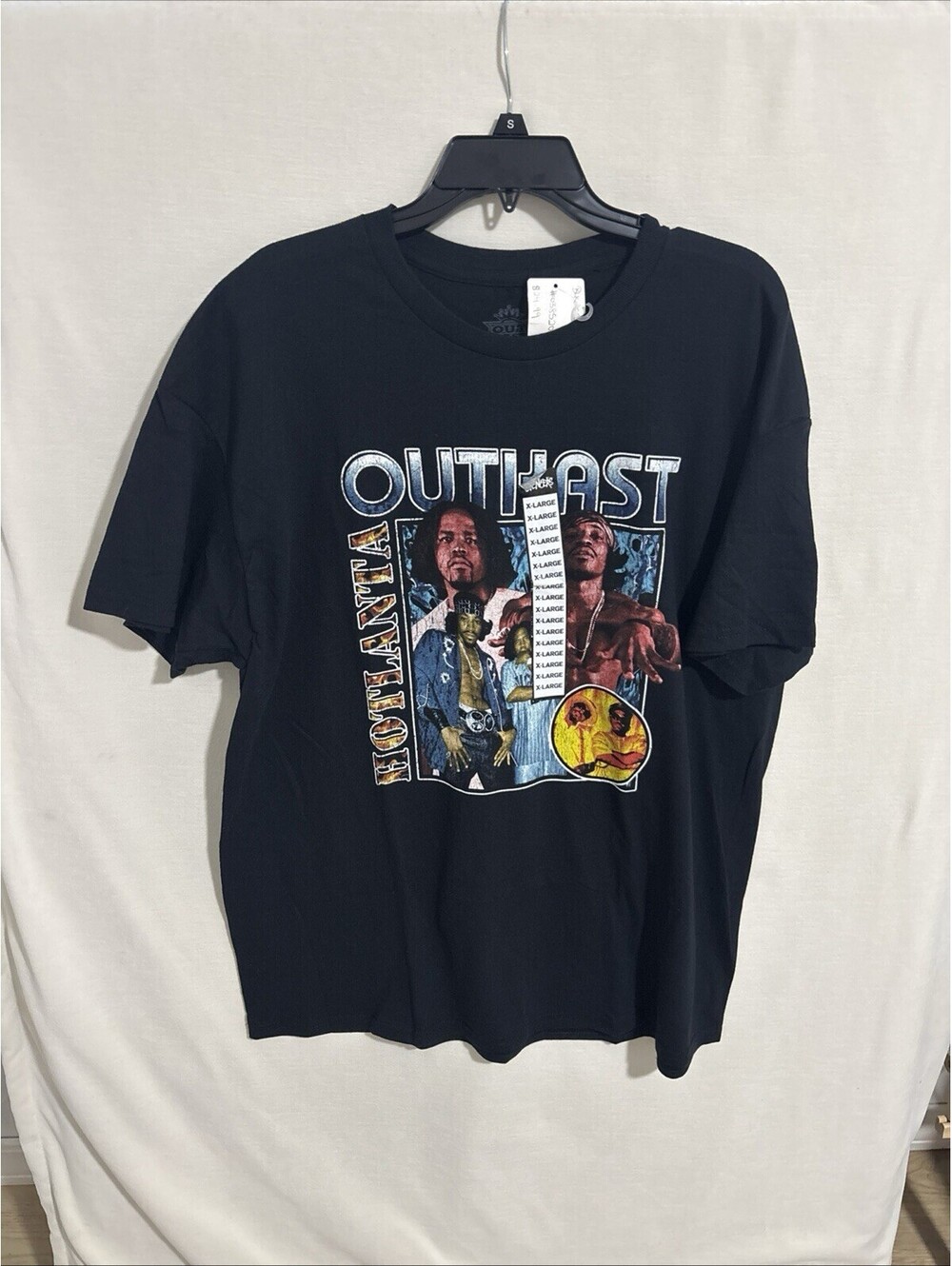 OutKast Black Graphic HotLanta Short Sleeve T-Shirt Adult Size XL NEW Spencer’s